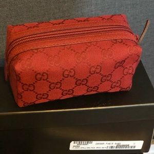 Gucci make-up bag